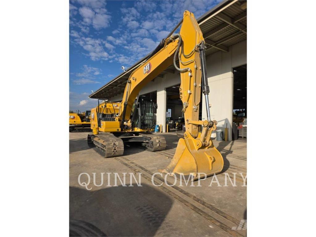 CAT 320 حفارات زحافة