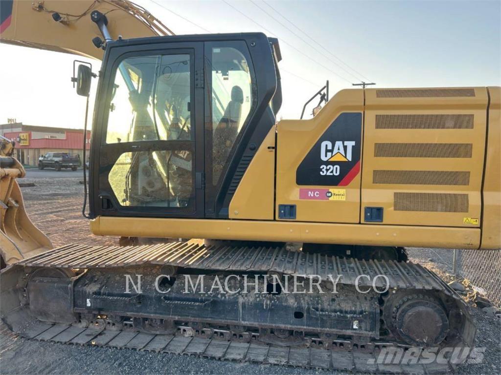 CAT 320 حفارات زحافة