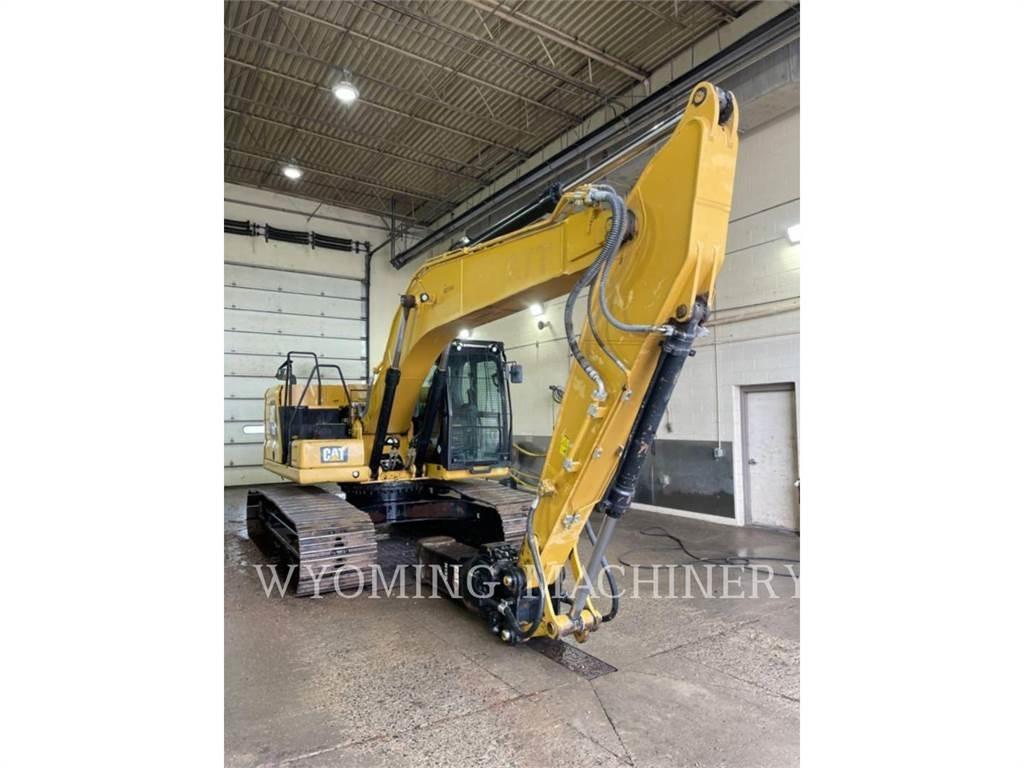 CAT 320 حفارات زحافة