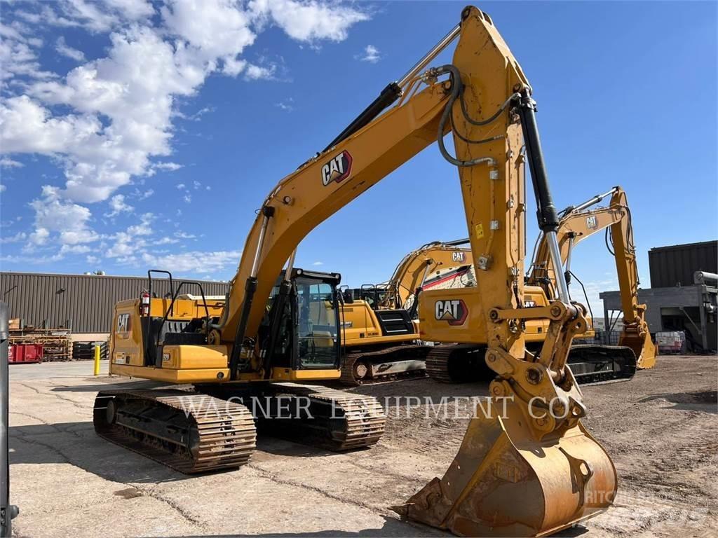 CAT 320 حفارات زحافة