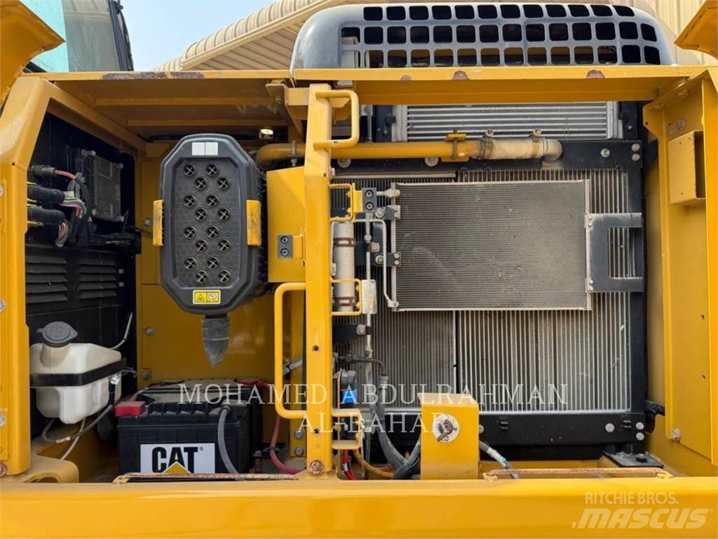 CAT 320-05GX حفارات زحافة