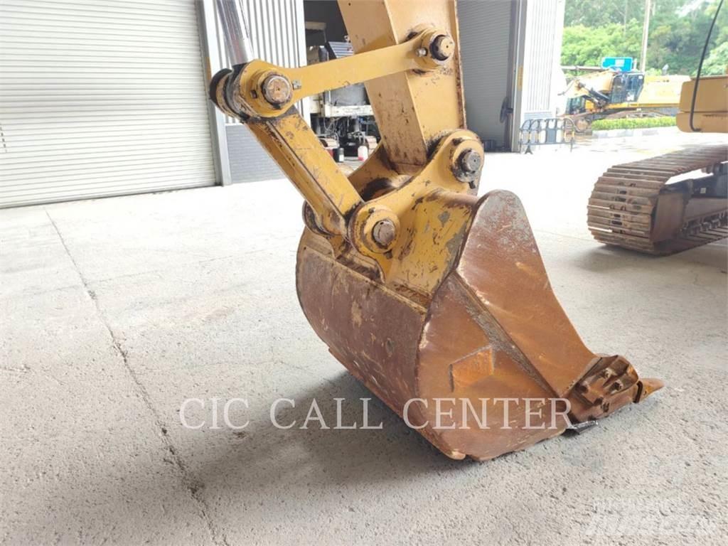 CAT 320-05GX حفارات زحافة