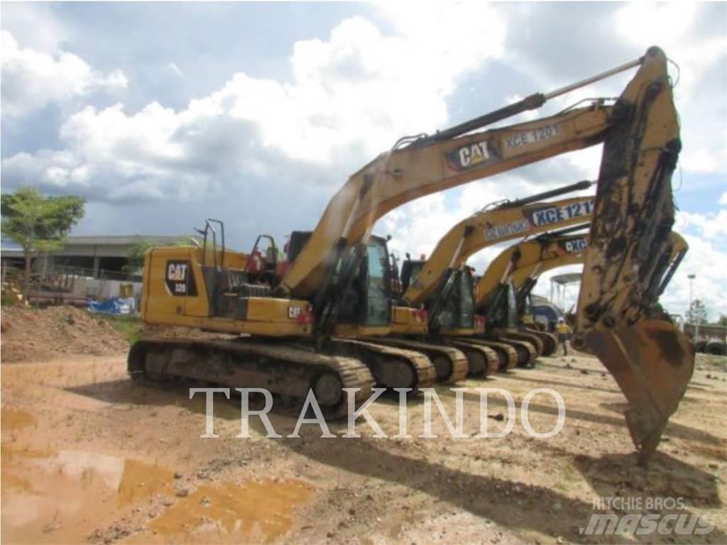 CAT 320-07 حفارات زحافة