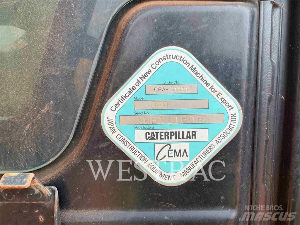 CAT 320-07 حفارات زحافة