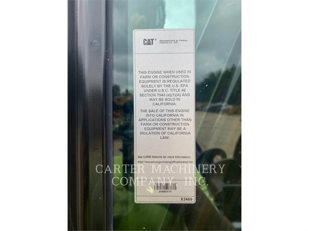 CAT 320-07 حفارات زحافة