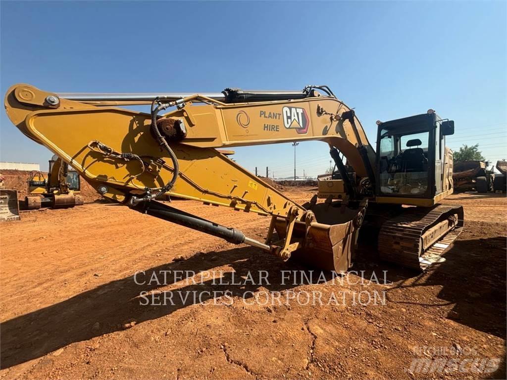 CAT 320-07 حفارات زحافة