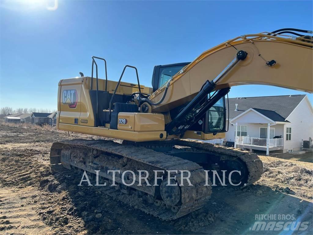 CAT 320-07 حفارات زحافة