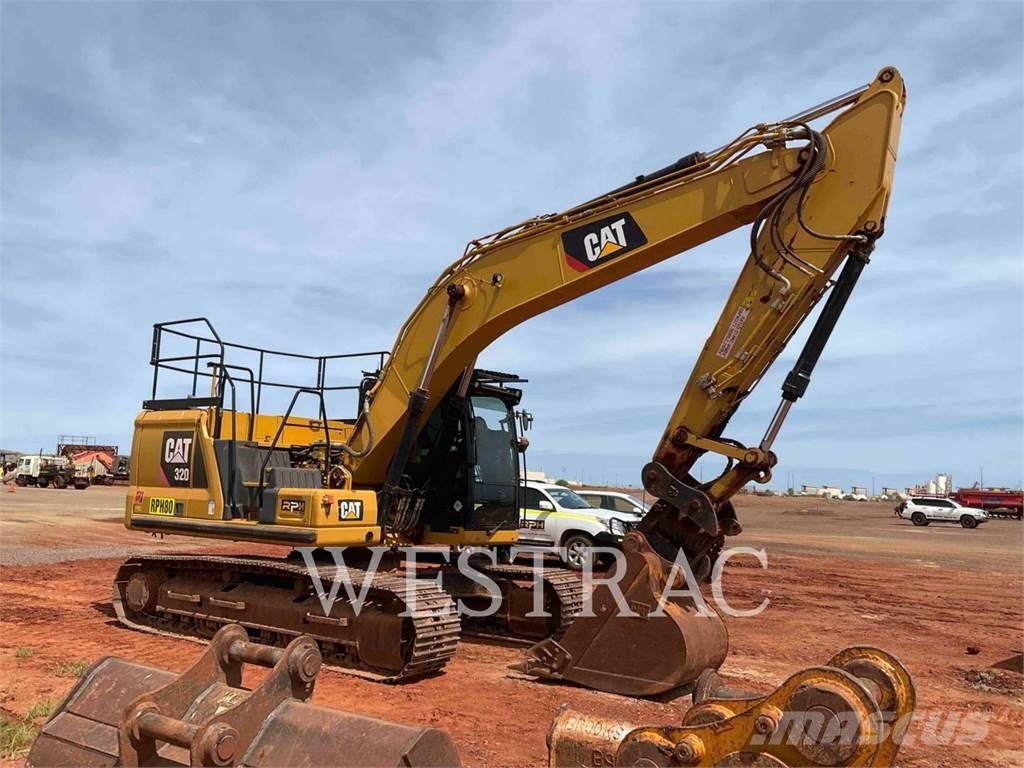 CAT 320-07 حفارات زحافة