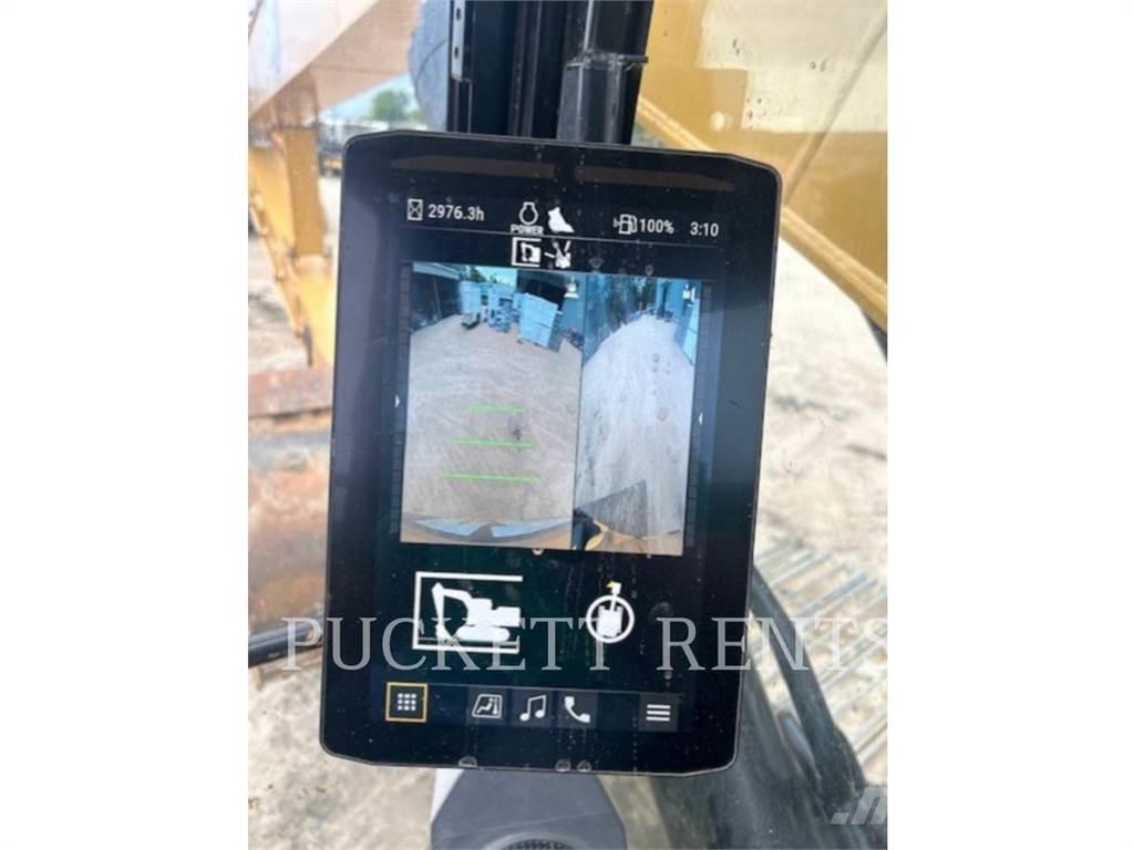CAT 320-07 حفارات زحافة