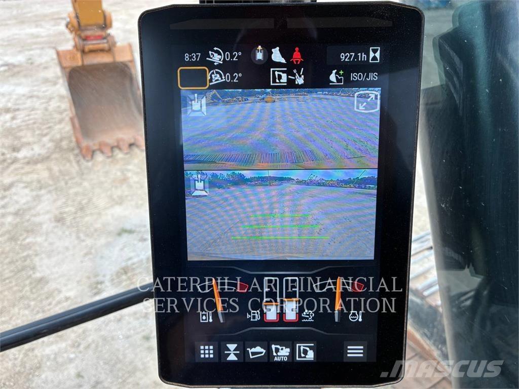 CAT 320-07 حفارات زحافة