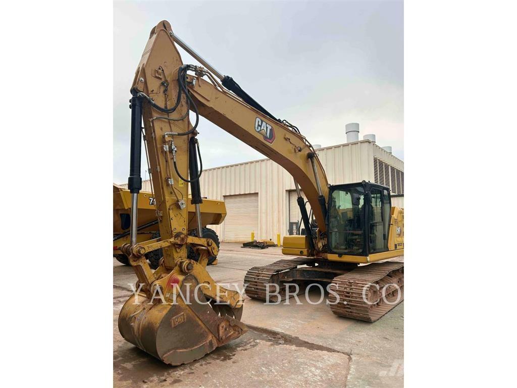 CAT 320-07 حفارات زحافة