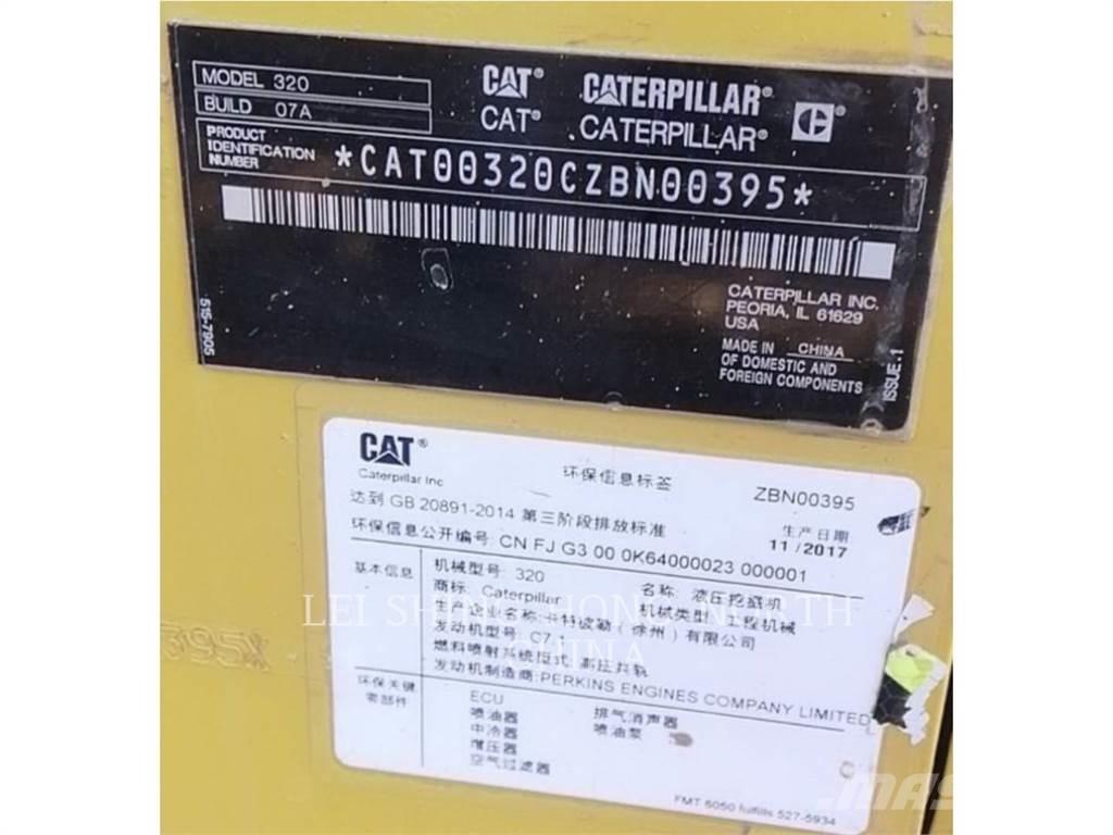 CAT 320-07 حفارات زحافة