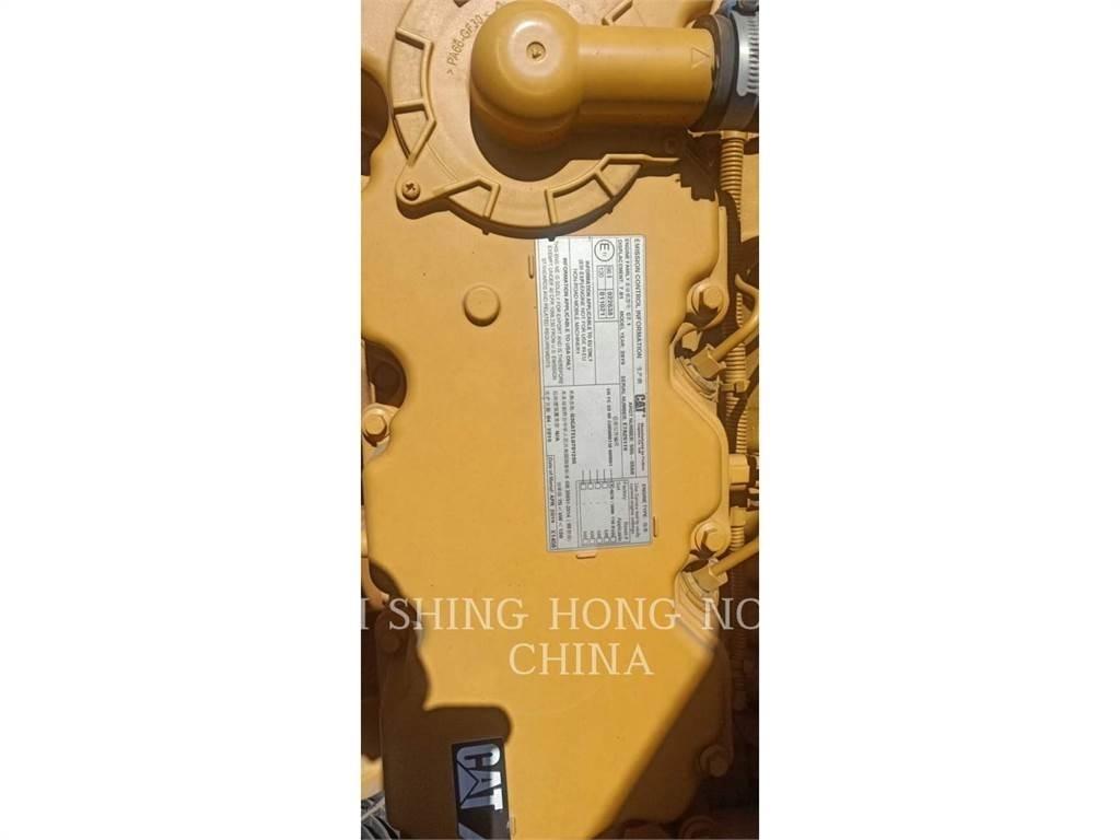 CAT 320-07 حفارات زحافة