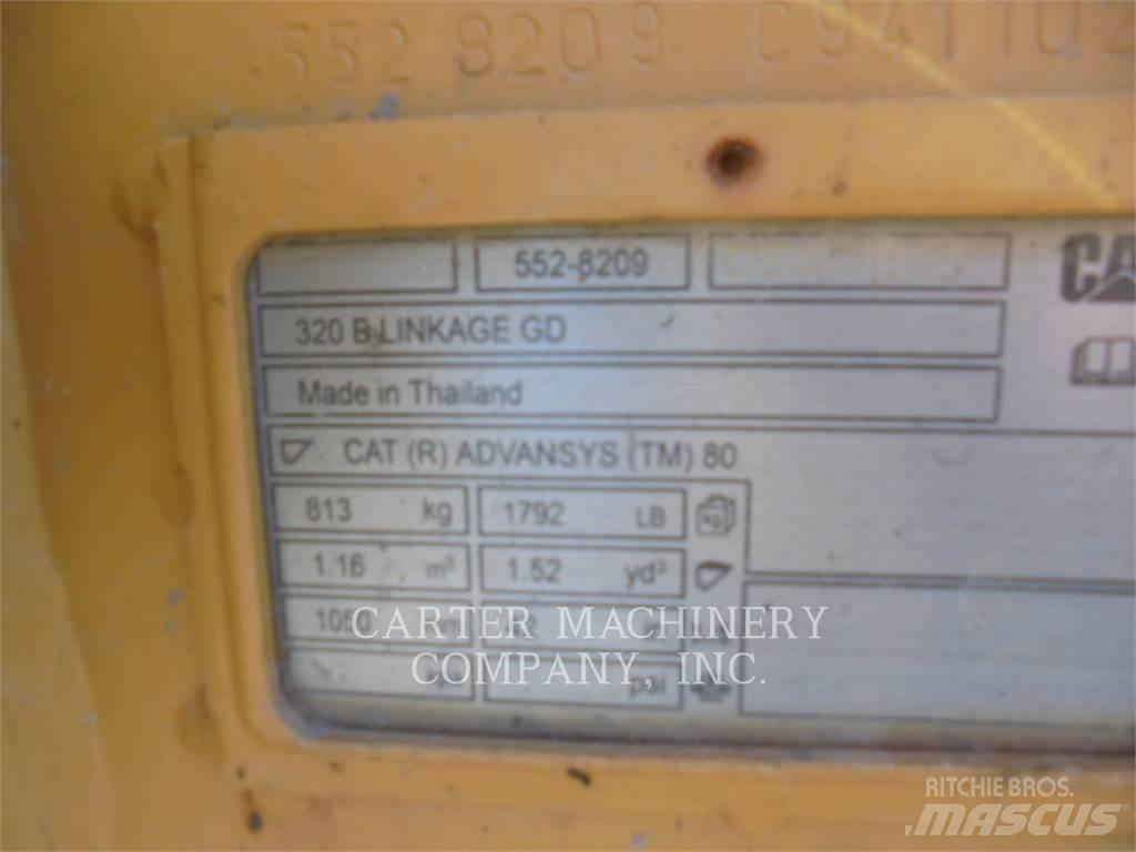 CAT 320-07 GC حفارات زحافة