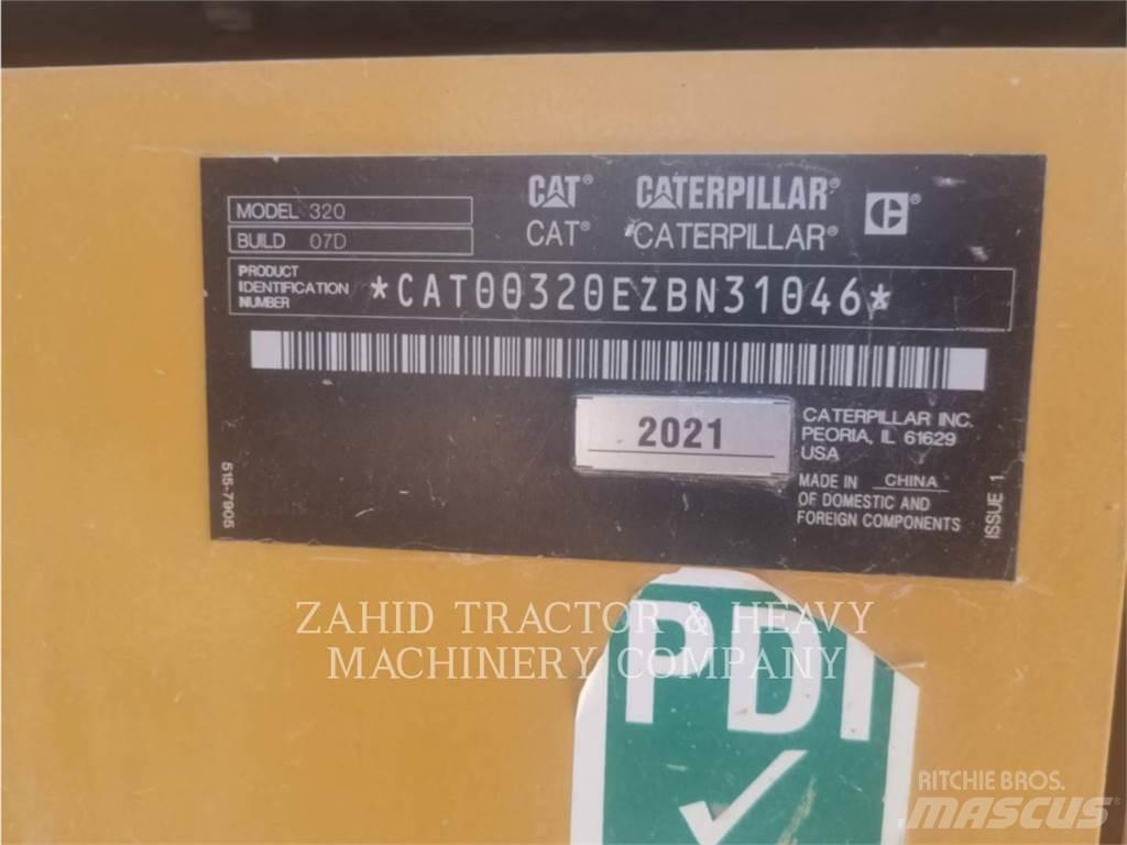CAT 320-07D حفارات زحافة