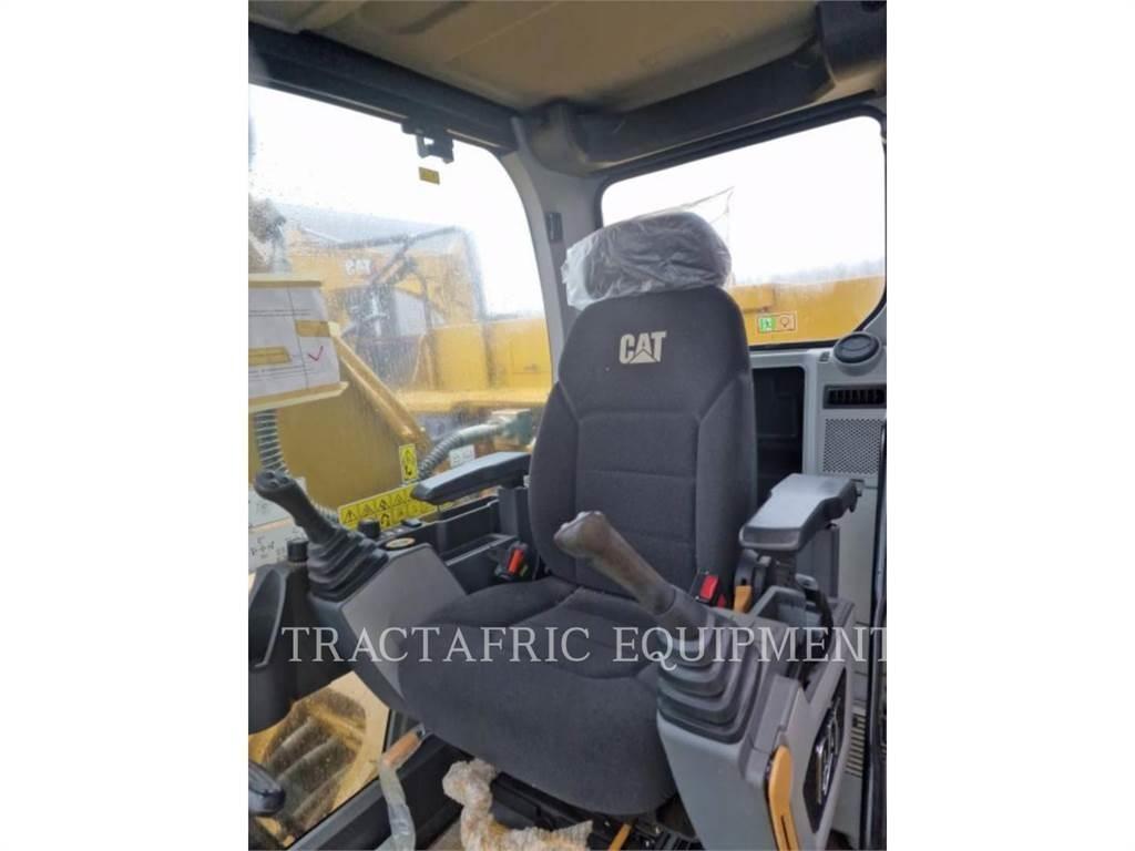 CAT 320-07GC حفارات زحافة