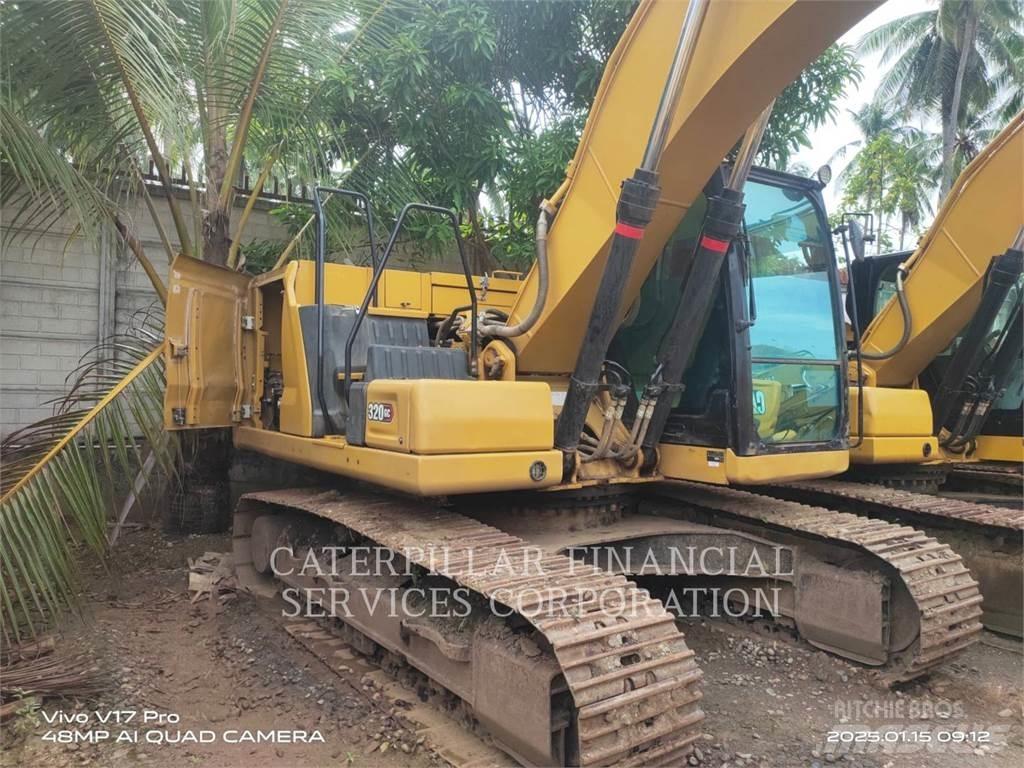 CAT 320-07GC حفارات زحافة