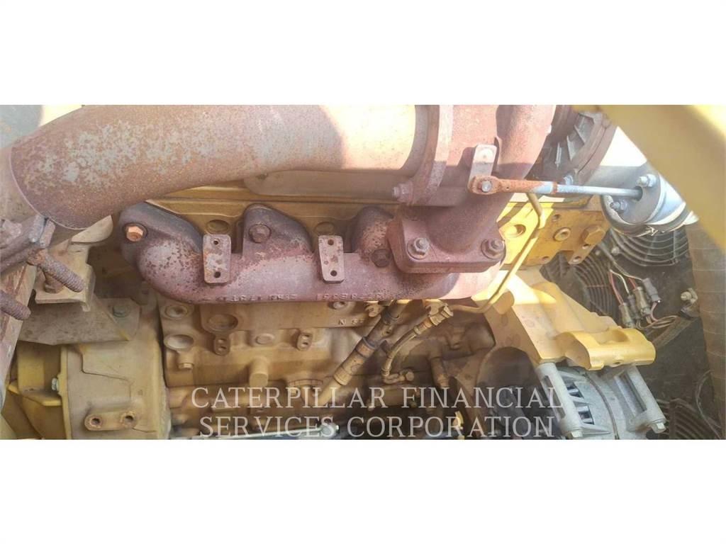 CAT 320-07GC حفارات زحافة