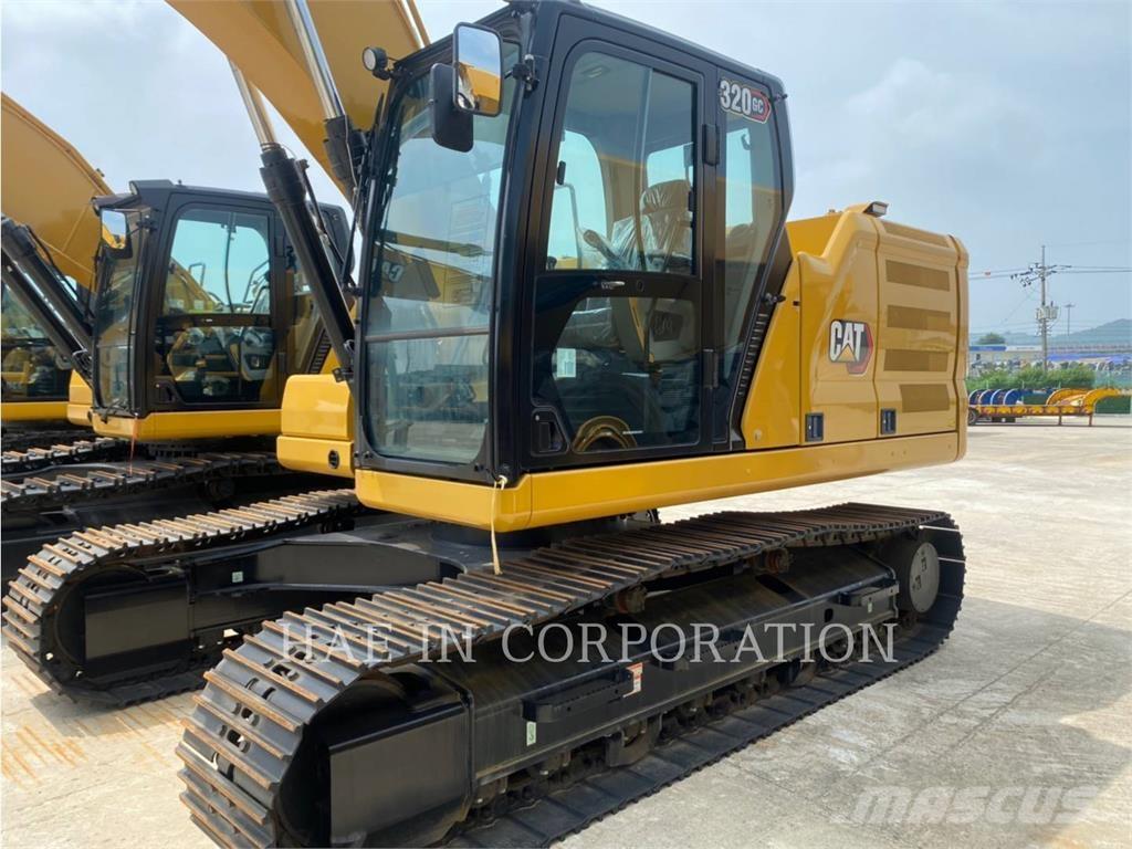 CAT 320-07GC حفارات زحافة