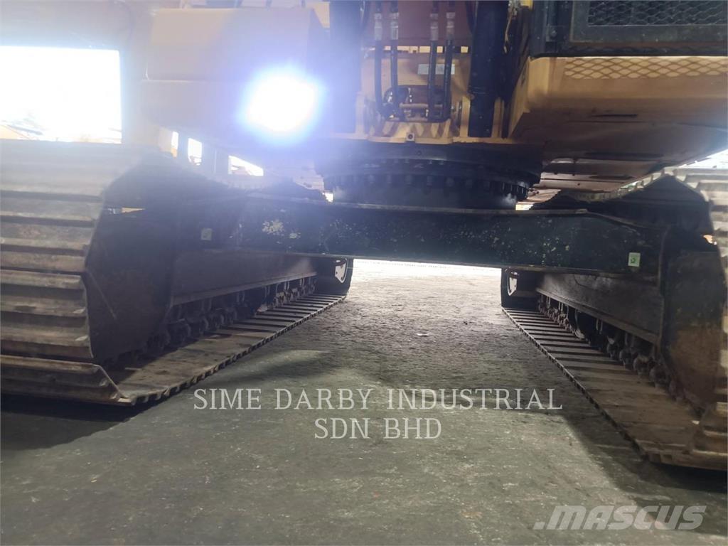 CAT 320-07GC حفارات زحافة