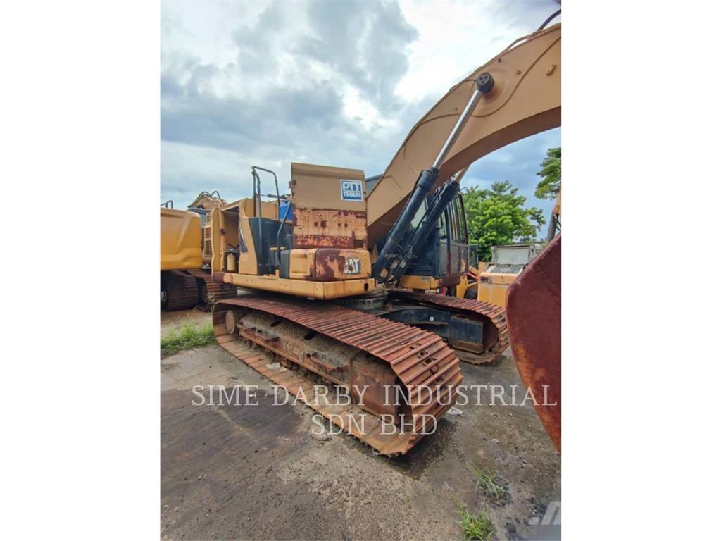 CAT 320-07GC حفارات زحافة