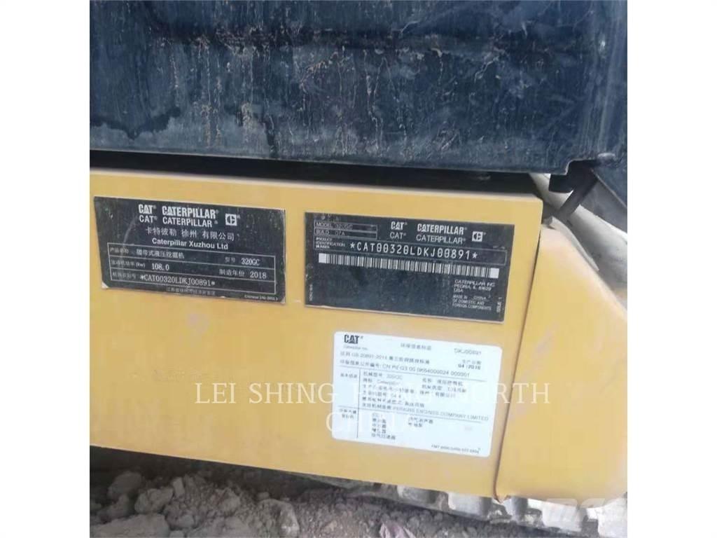 CAT 320-07GC حفارات زحافة