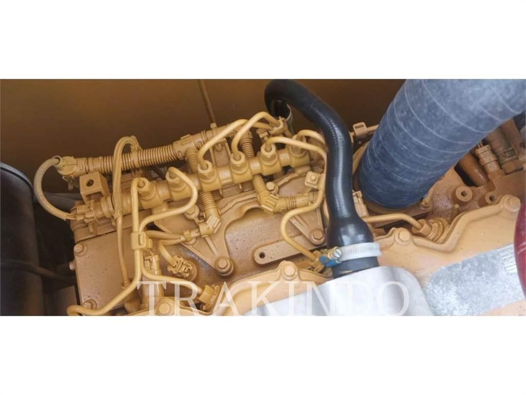 CAT 320-07GC حفارات زحافة