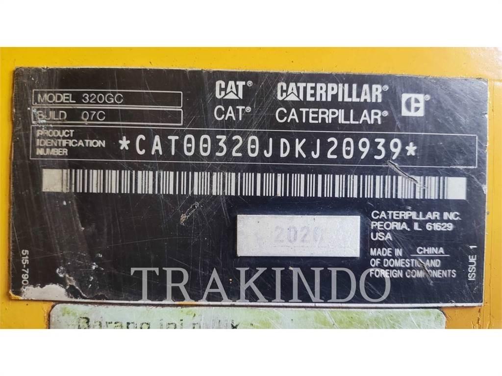 CAT 320-07GC حفارات زحافة