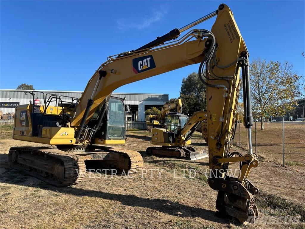 CAT 320 2D حفارات زحافة