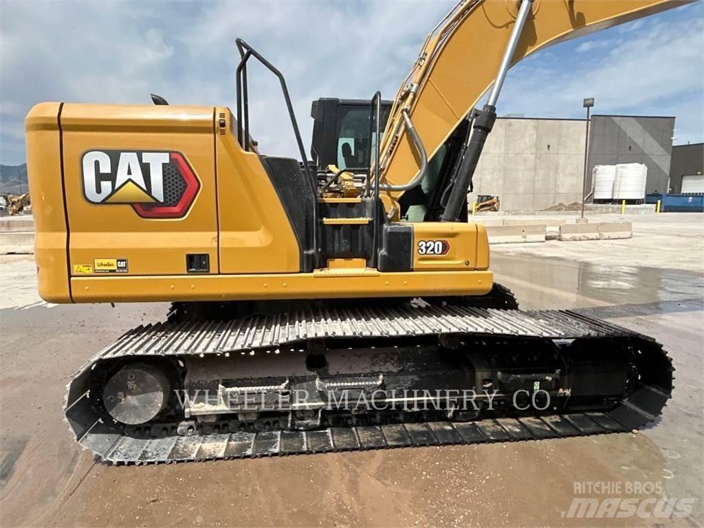 CAT 320 CF حفارات زحافة