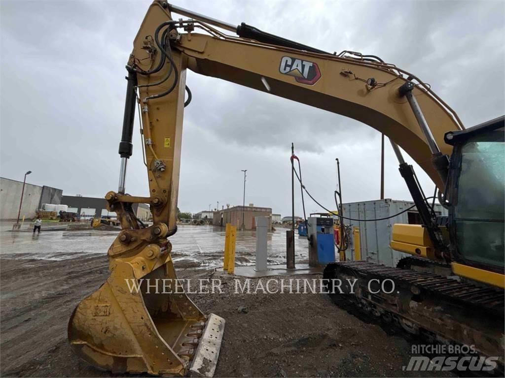 CAT 320 CF حفارات زحافة