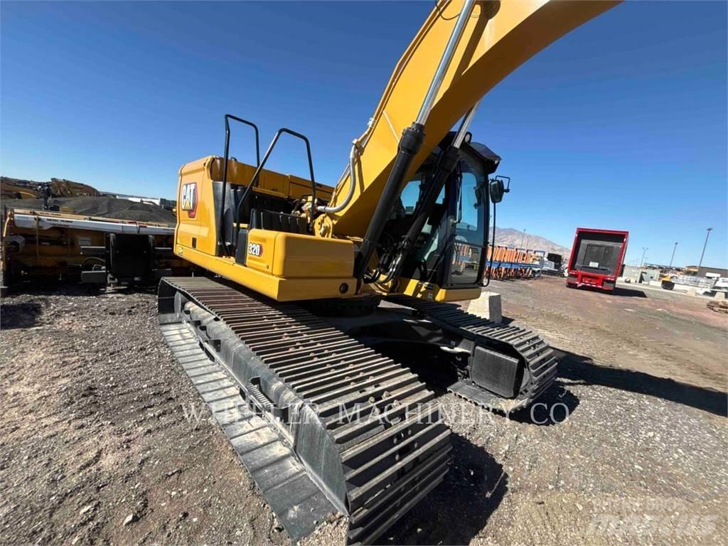 CAT 320 CF حفارات زحافة
