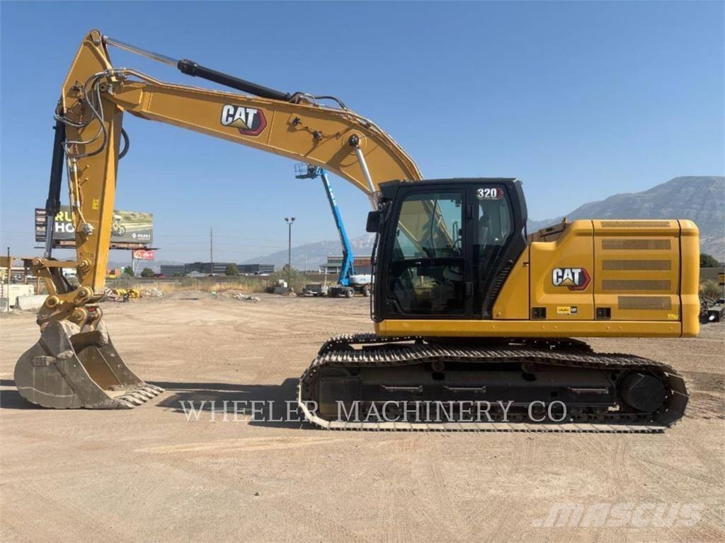 CAT 320 CF حفارات زحافة