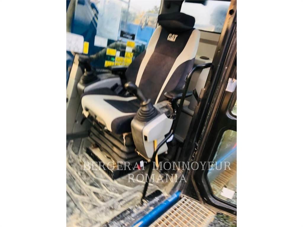 CAT 320 E LN حفارات زحافة