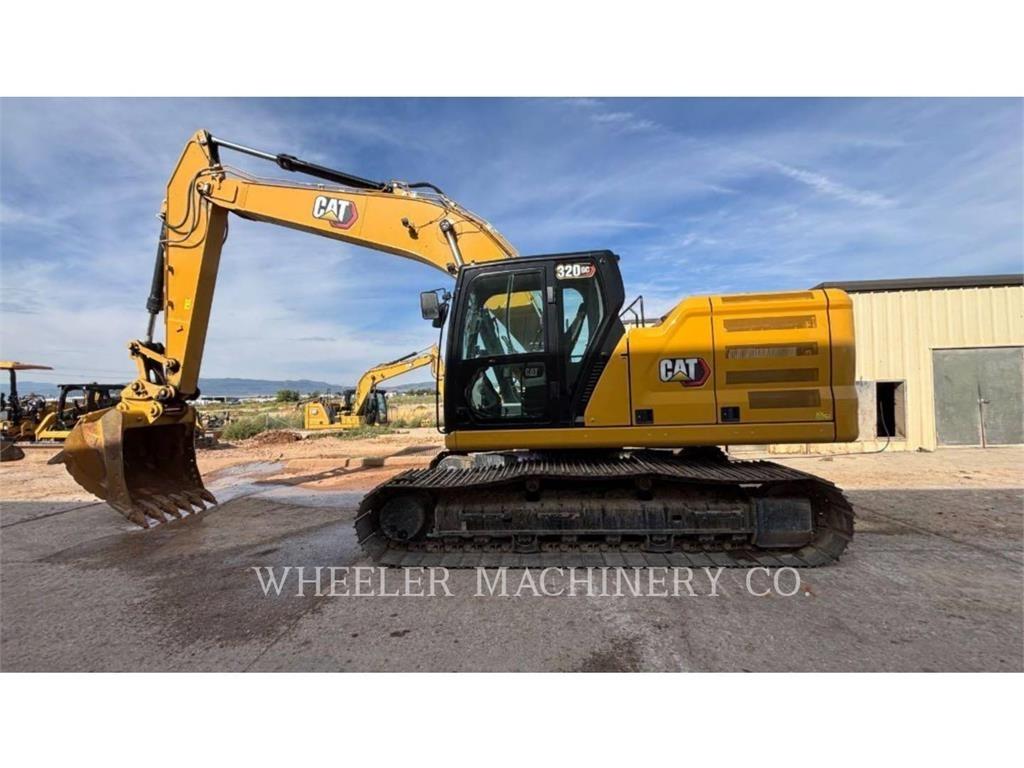 CAT 320 GC حفارات زحافة