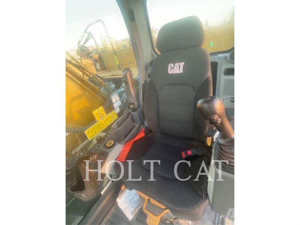 CAT 320 TC حفارات زحافة