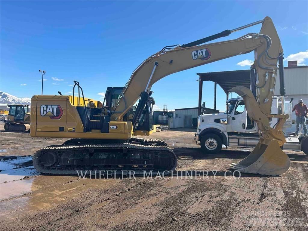 CAT 320 TH حفارات زحافة