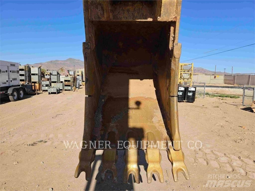 CAT 32007 حفارات زحافة