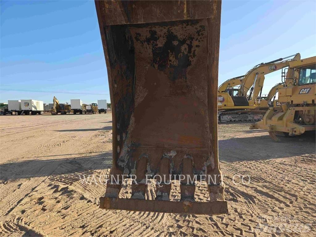 CAT 32007 حفارات زحافة