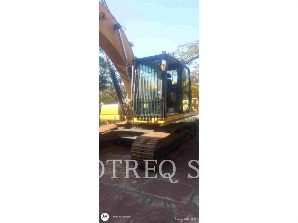 CAT 32007GC حفارات زحافة