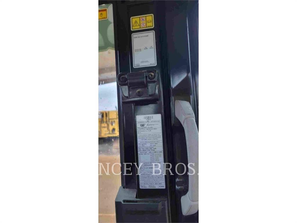 CAT 32007GC حفارات زحافة