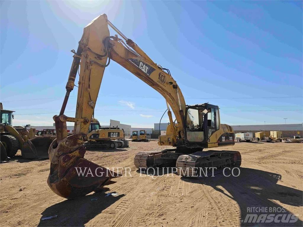 CAT 320CL حفارات زحافة