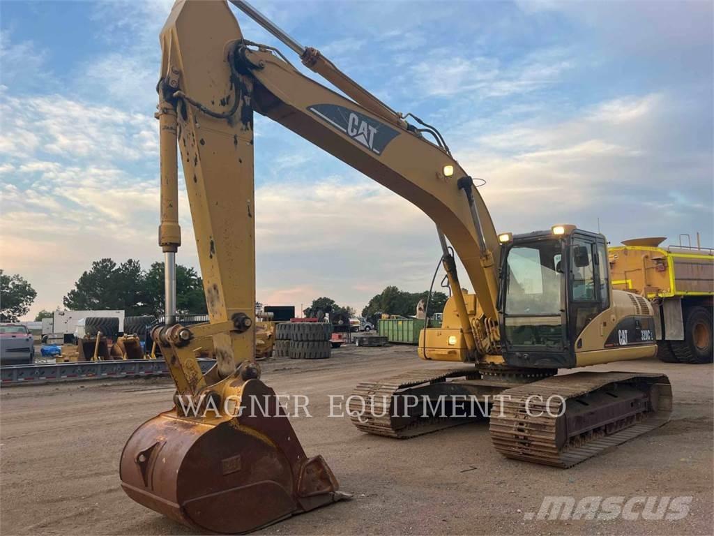 CAT 320CL حفارات زحافة