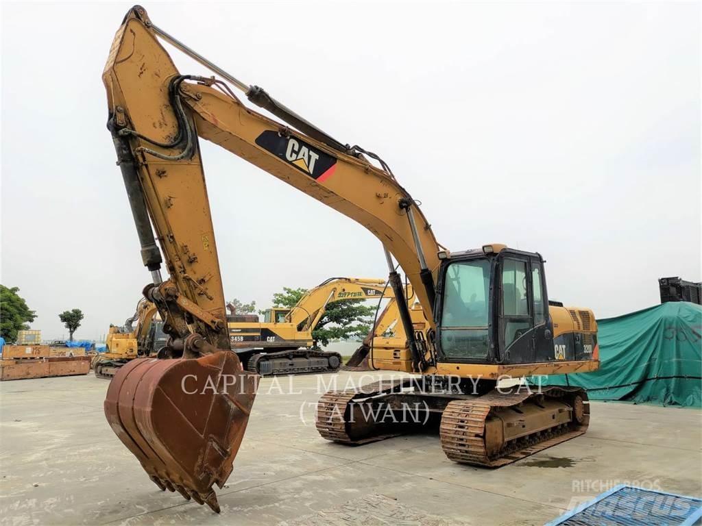CAT 320D حفارات زحافة