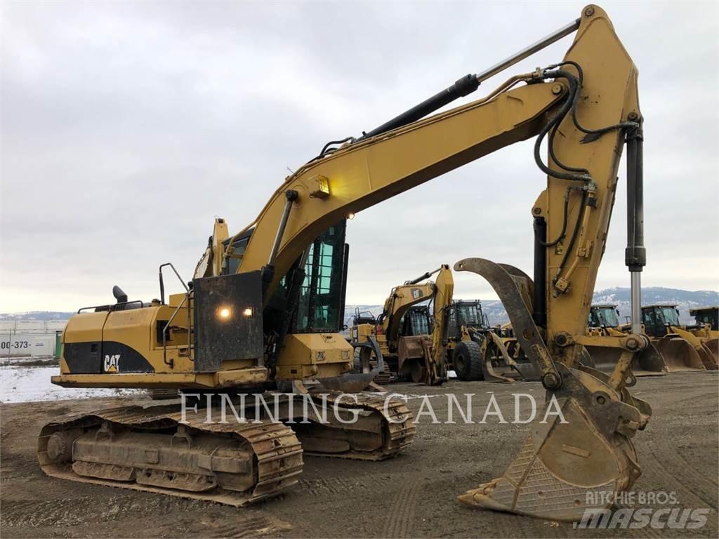 CAT 320D FM حفارات زحافة