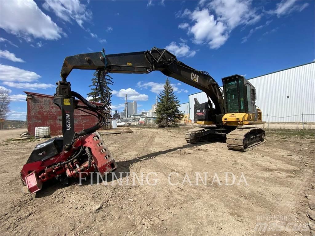 CAT 320D2 حفارات زحافة