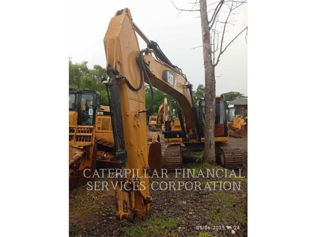 CAT 320D2GC حفارات زحافة