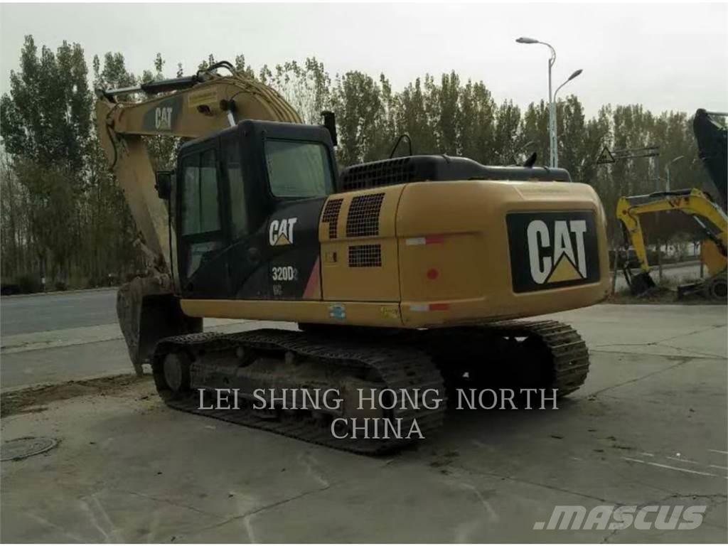 CAT 320D2GC حفارات زحافة