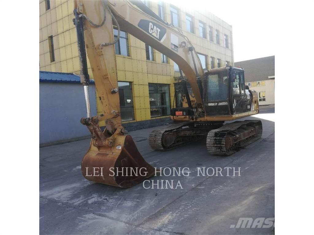 CAT 320D2L حفارات زحافة