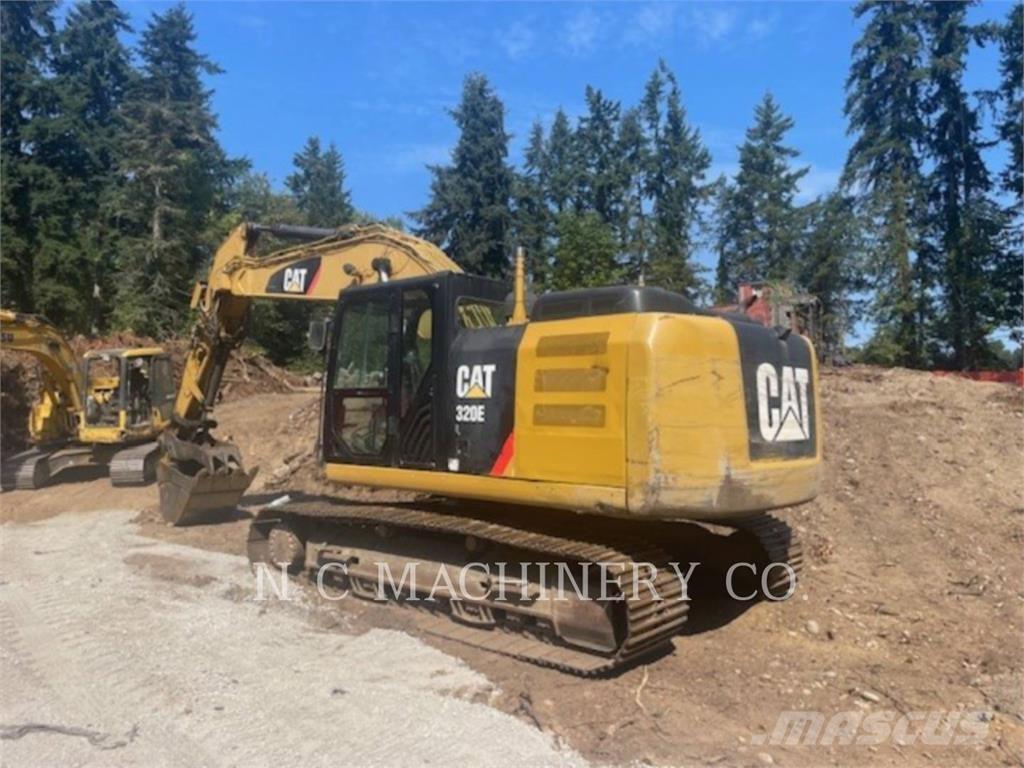 CAT 320E حفارات زحافة